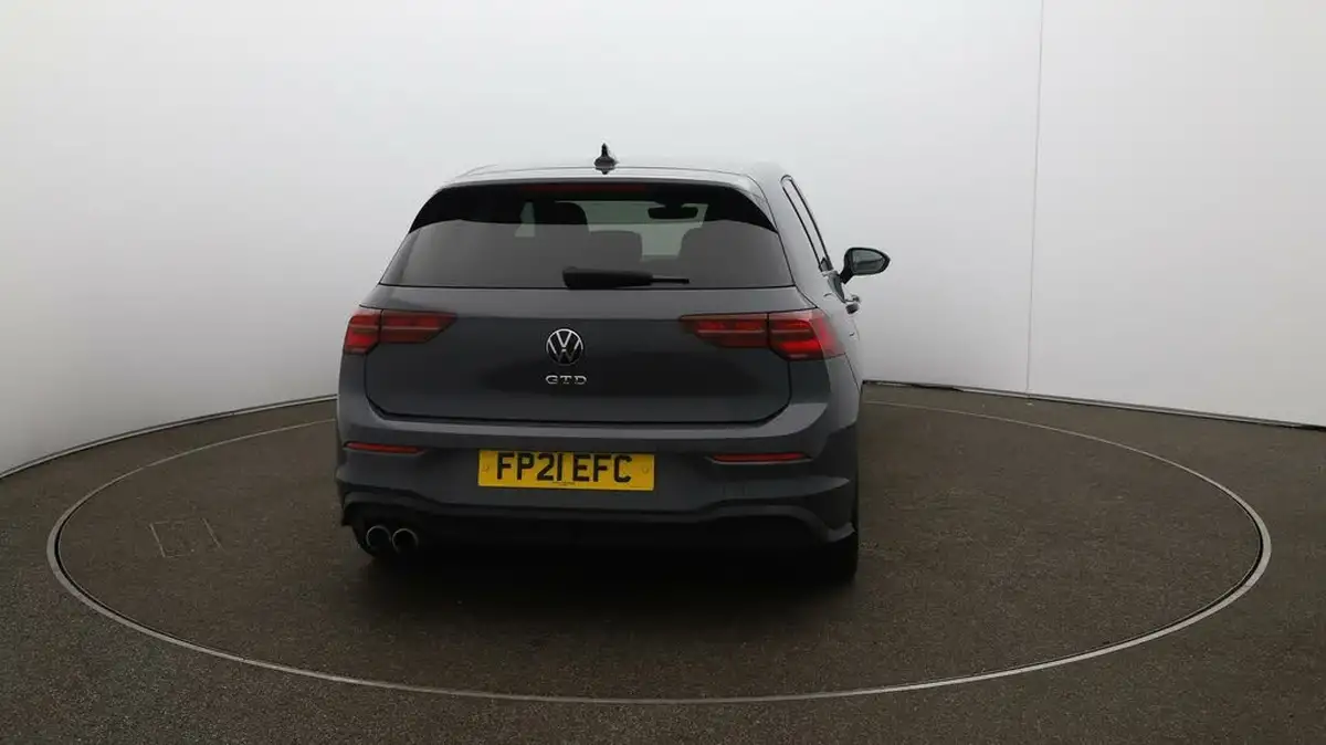 2021-volkswagen-golf-20tdi-gtd-big-6