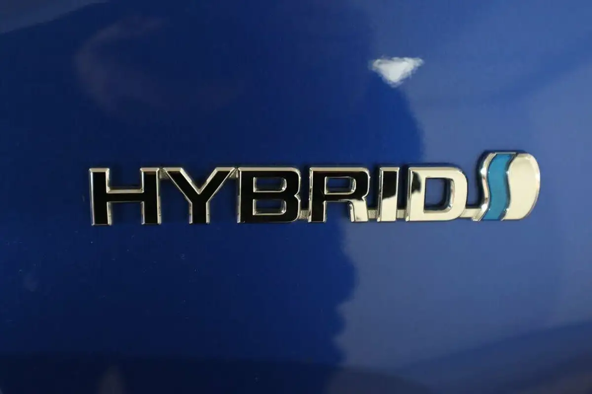 2022-toyota-c-hr-18-vvt-i-design-big-45