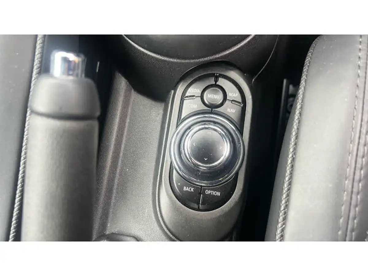 2021-mini-cooper-15-cooper-exclusive-hatchback-3d-auto-big-30