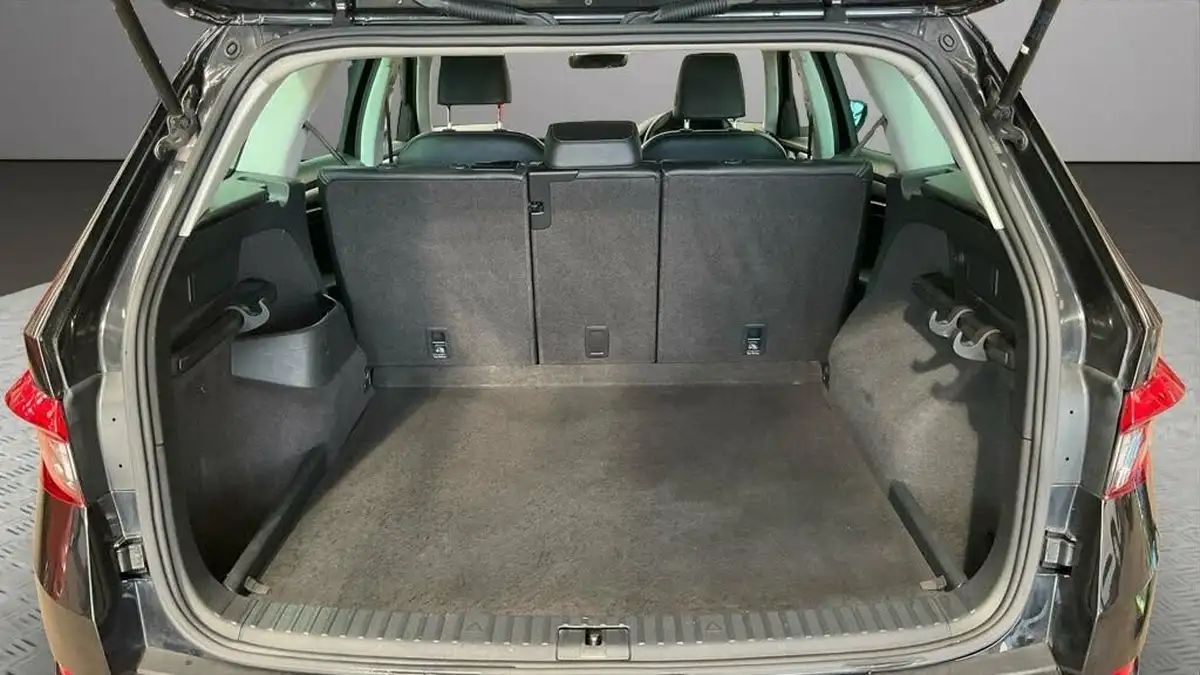 2017-skoda-kodiaq-20tdi-se-5-seatsss-dsg-big-8