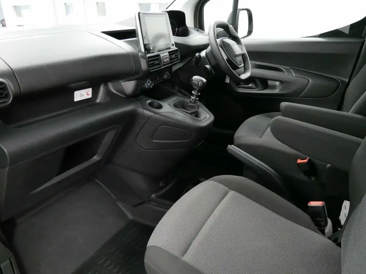 2023-peugeot-partner-15-bluehdi-850-professional-premium-ss-big-22