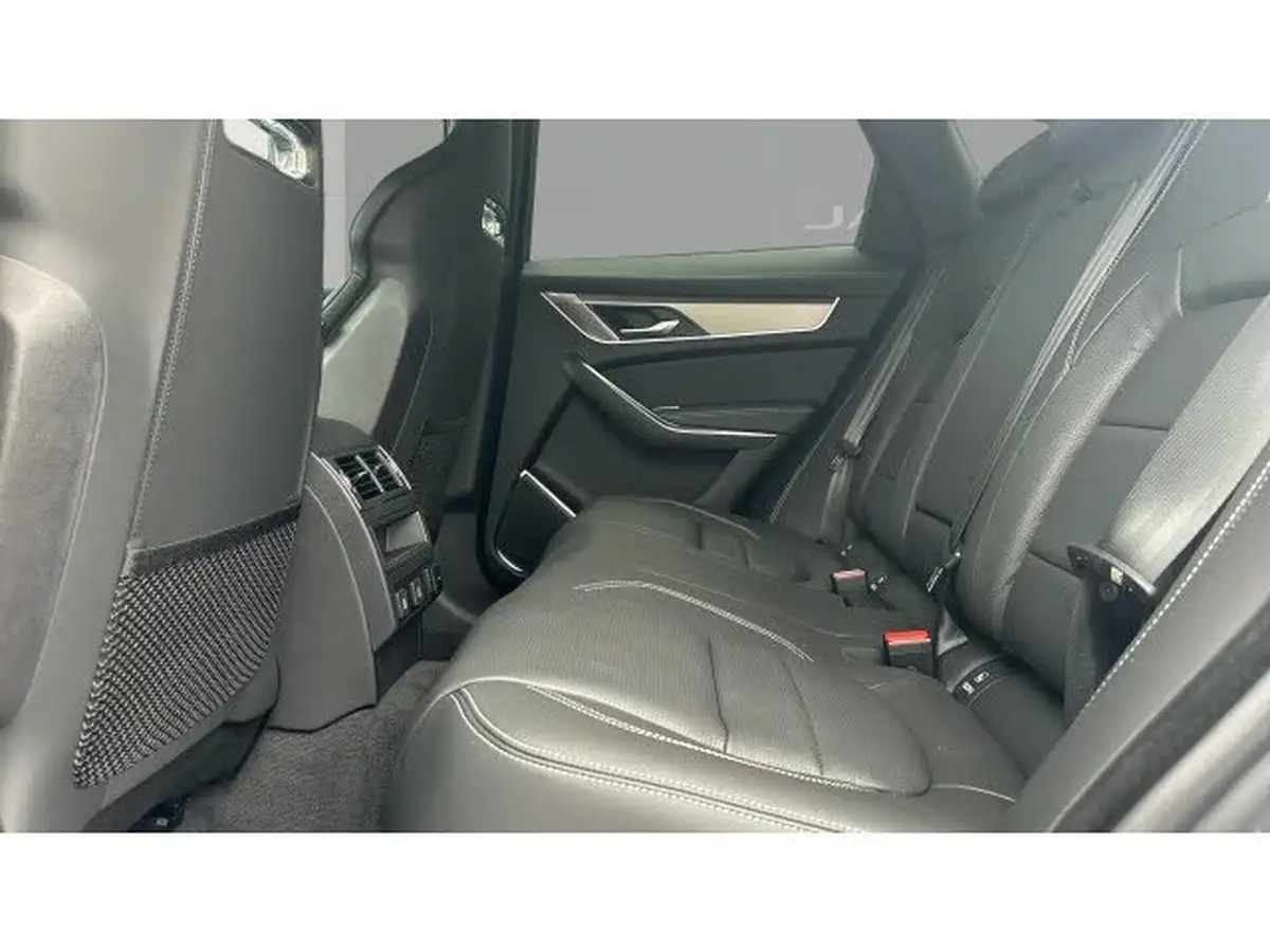 2024-jaguar-f-pace-20-d200-r-dynamic-s-big-3