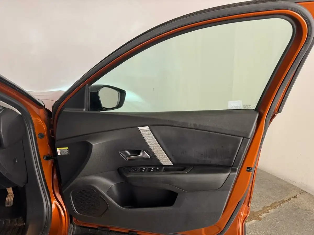 2021-citroen-c4-12-puretech-sense-big-16