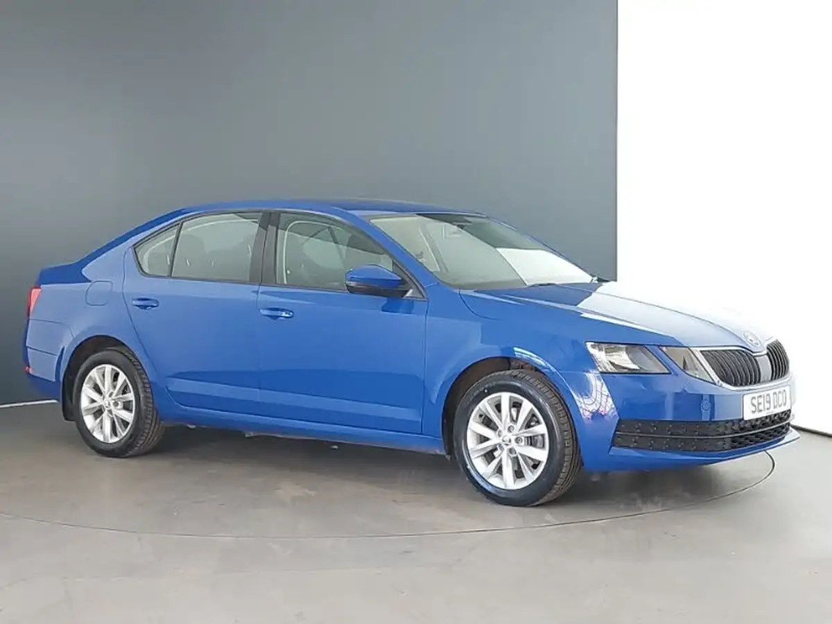 2019-skoda-octavia-10-tsi-s-hatchback-big-11