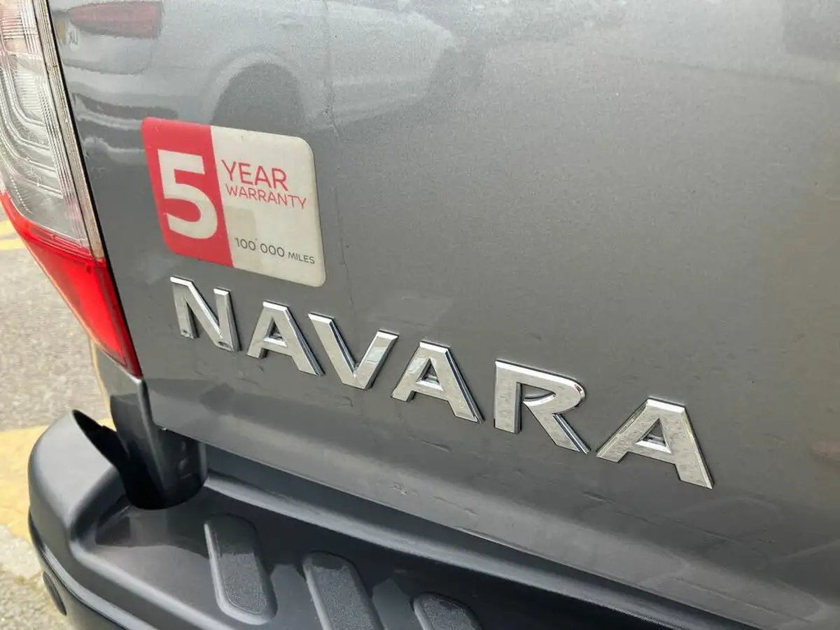 2021-nissan-navara-23dci-tt-n-guard-8-navileathersunroof-auto-big-21