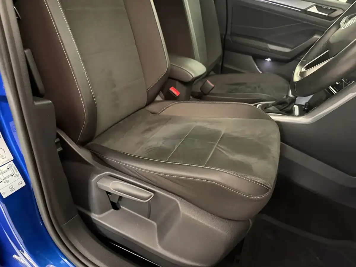 2022-volkswagen-t-roc-15-tsi-style-hatchback-5d-dsg-big-32