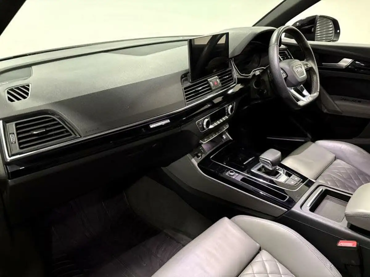 2022-audi-q5-20-45-tfsi-edition-1-sportback-big-10