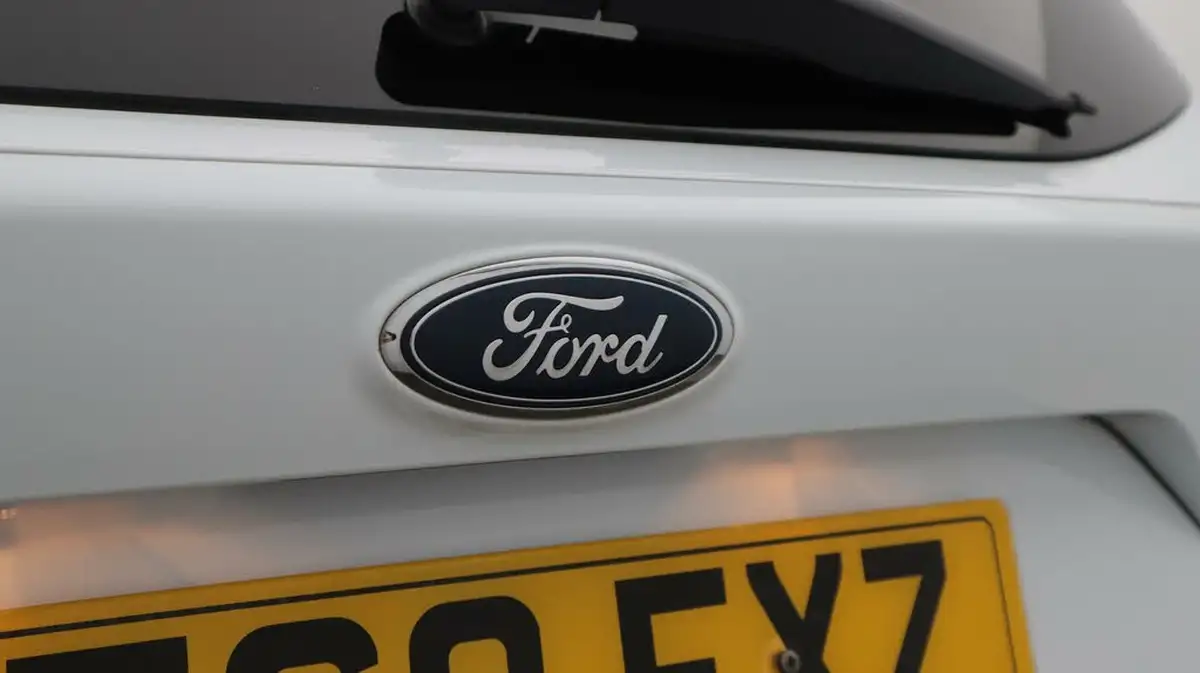 2018-ford-kuga-15tdci-titanium-x-big-23