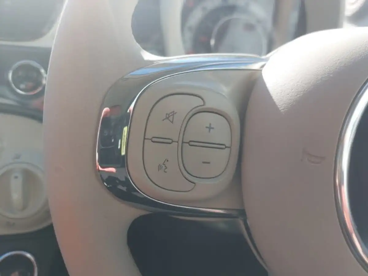 2019-fiat-500-12-lounge-big-14