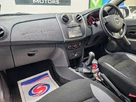 2014-dacia-sandero-stepway-09-laureate-small-9