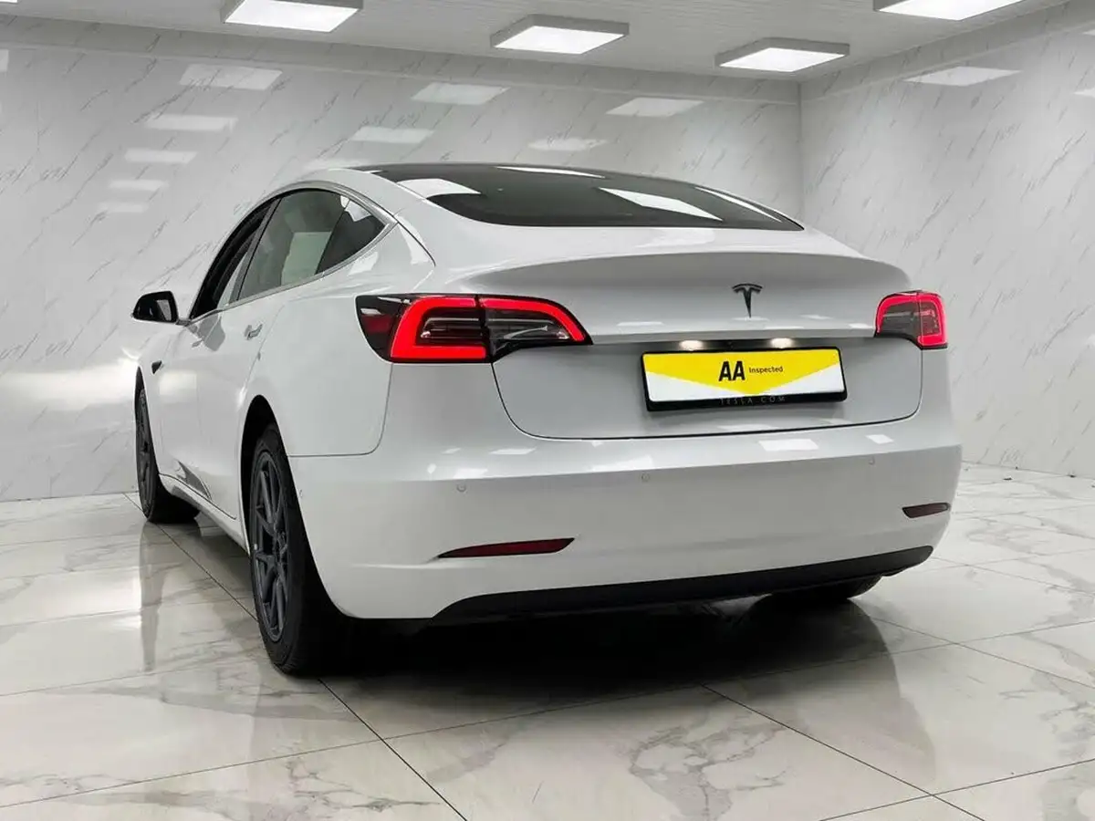 2019-tesla-model-3-e-standard-plus-big-5