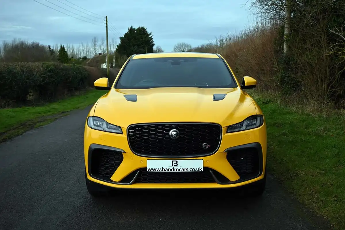 2022-jaguar-f-pace-50-v8-p550-svr-big-1