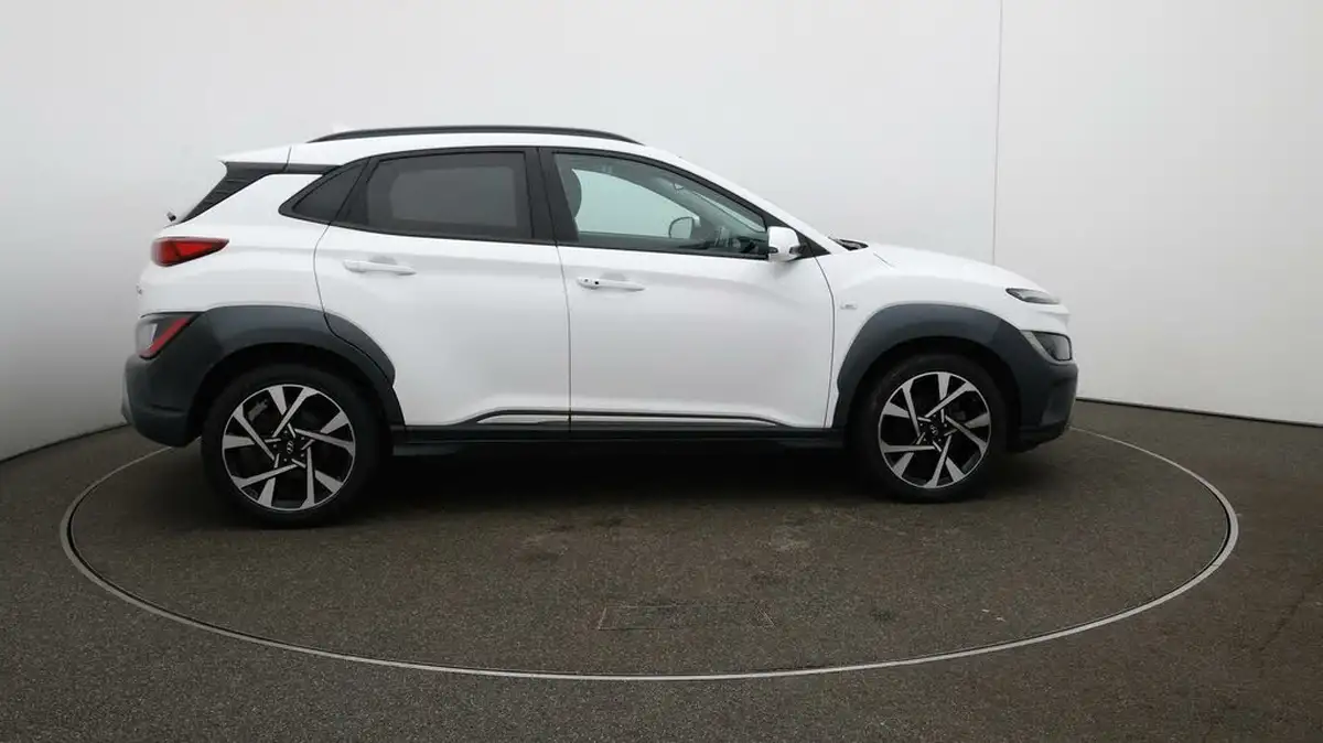 2022-hyundai-kona-10-t-gdi-premium-big-8