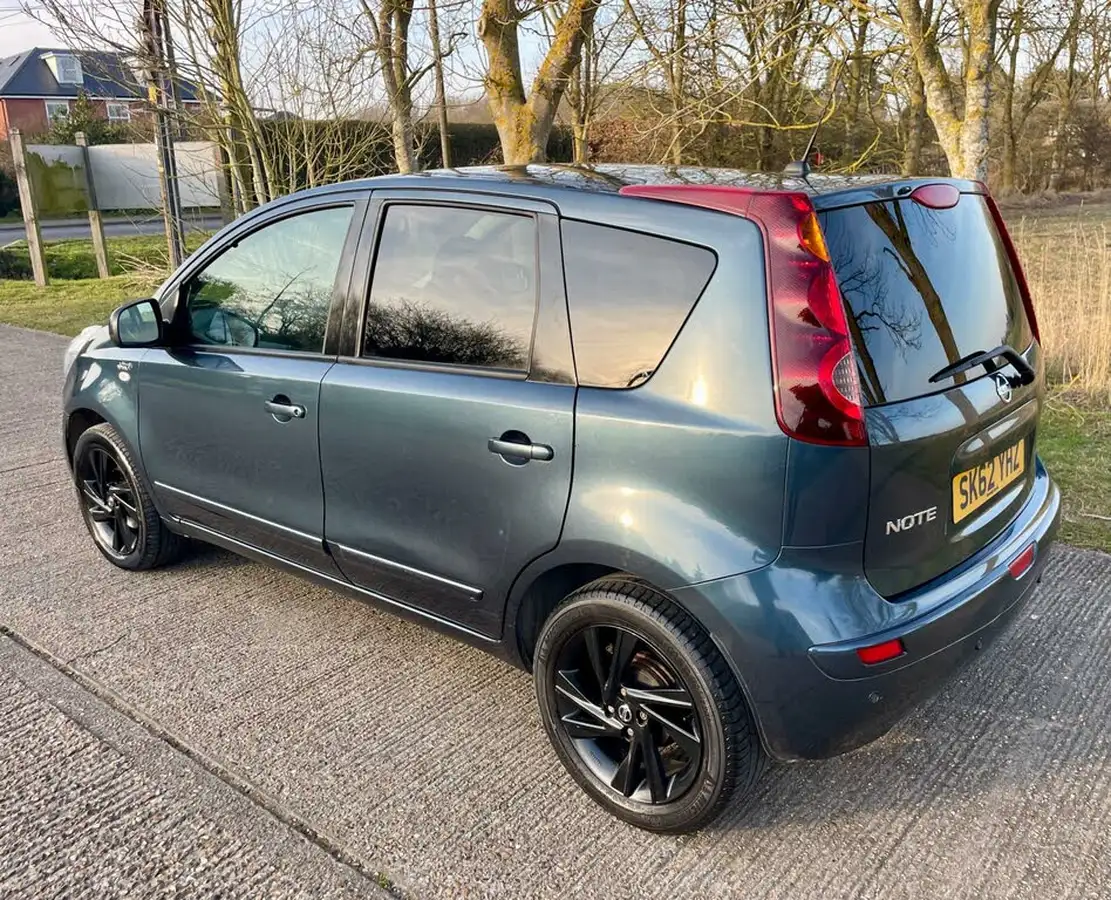 2012-nissan-note-14-n-tec-big-3