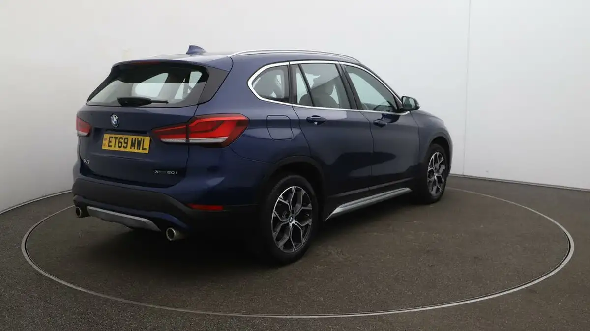 2019-bmw-x1-20-xdrive20i-xline-big-7