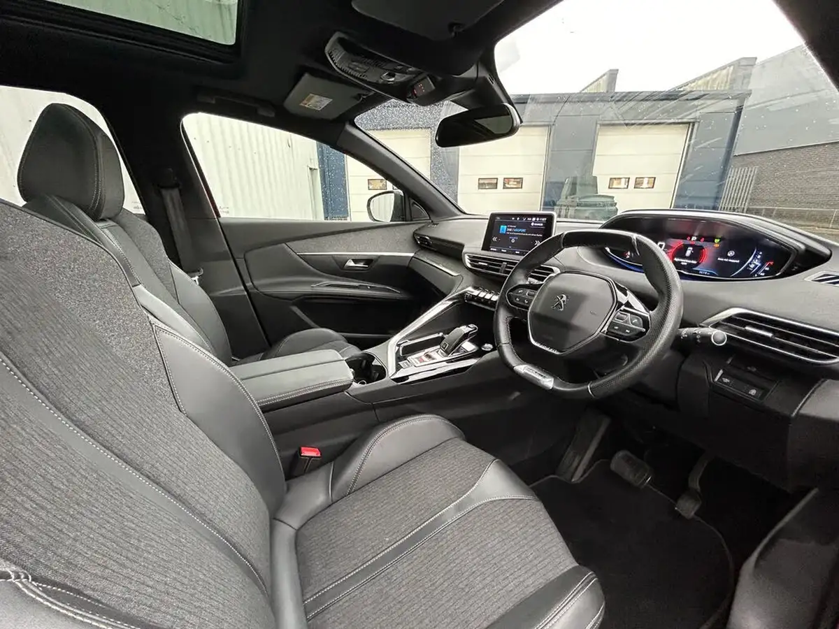 2020-peugeot-3008-suv-12-puretech-gt-line-eat8-big-4