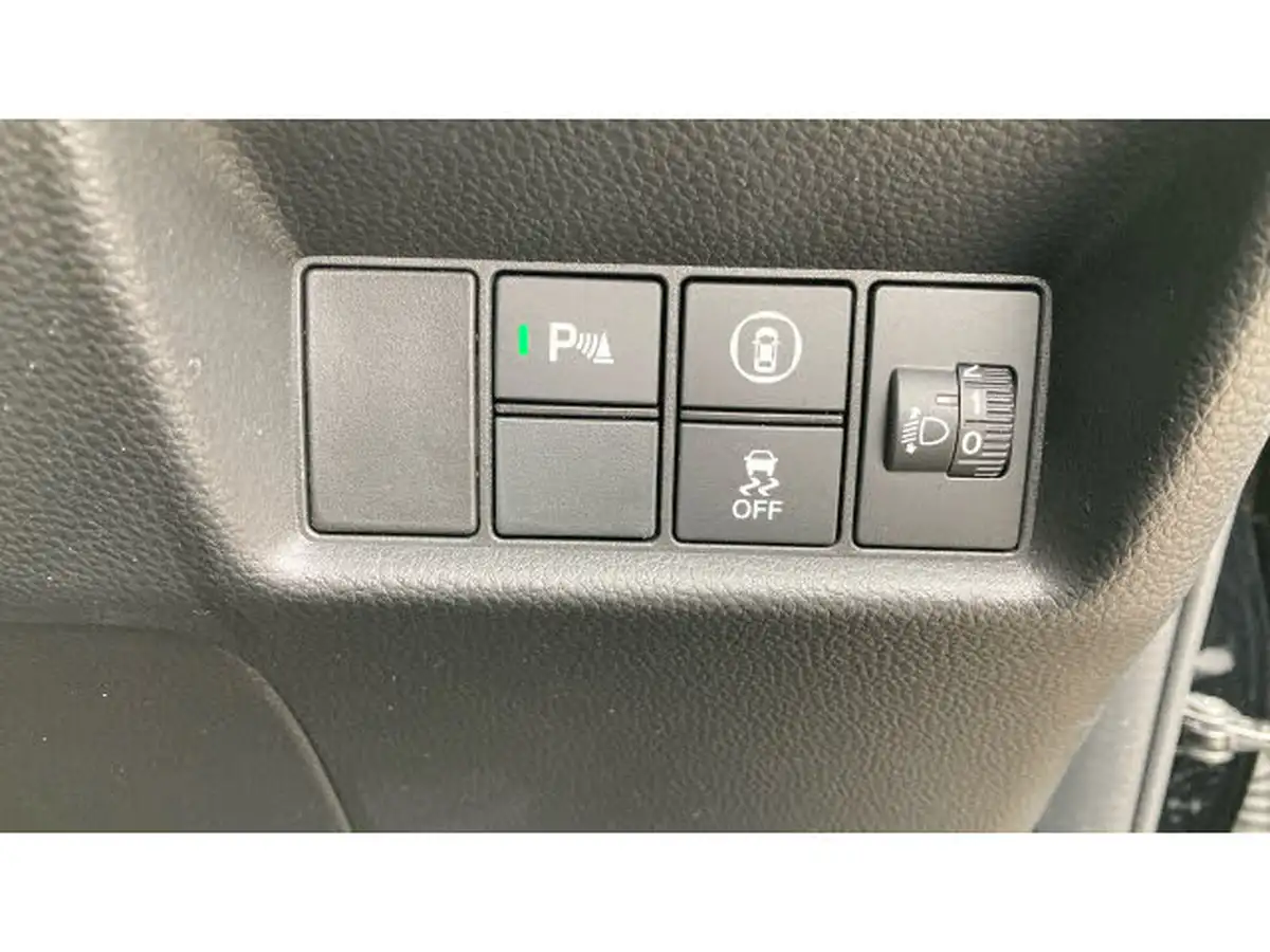 2023-honda-jazz-15-i-mmd-ex-107ps-big-17