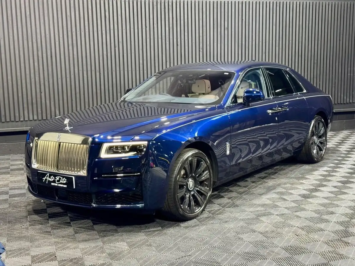 2024-rolls-royce-ghost-675-big-2