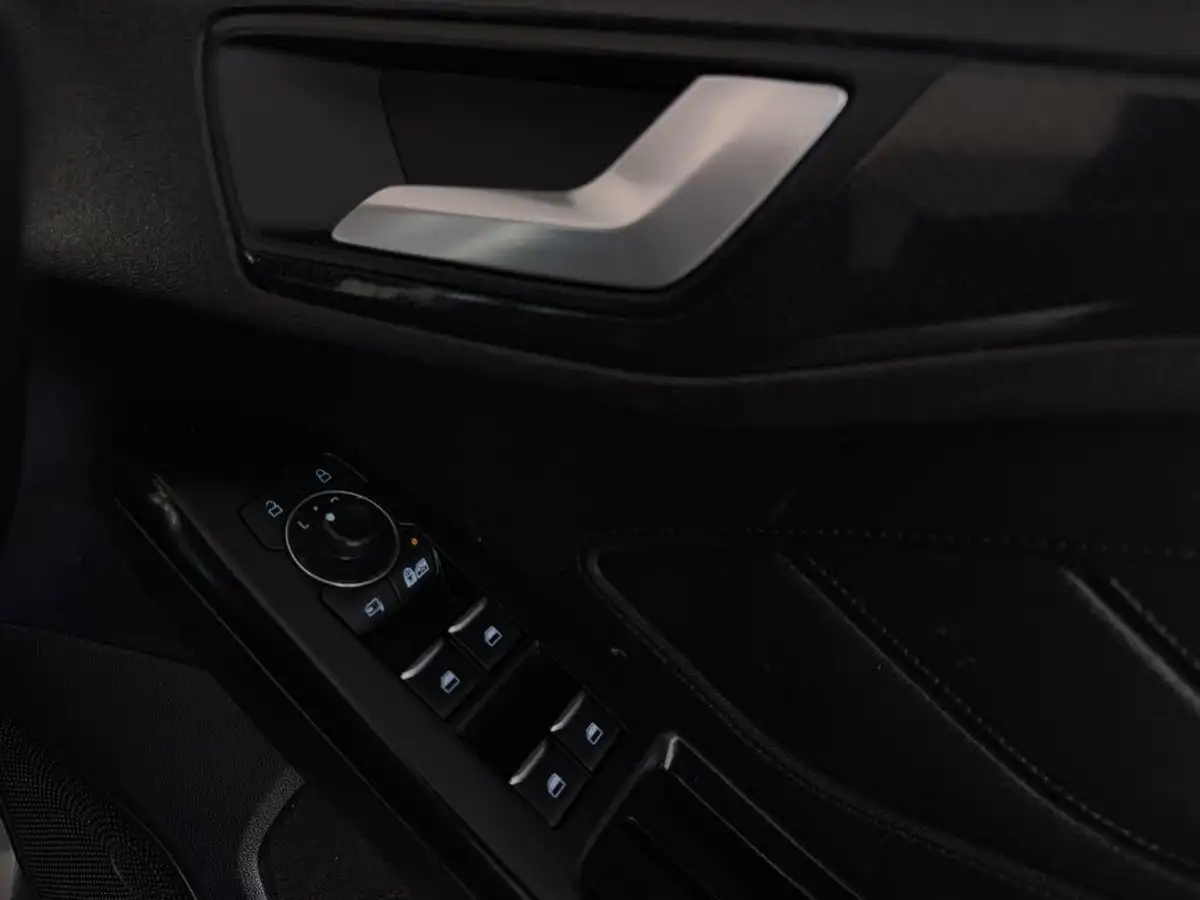2021-ford-focus-10t-st-line-x-edition-155ps-hybrid-mhev-hatchback-big-19