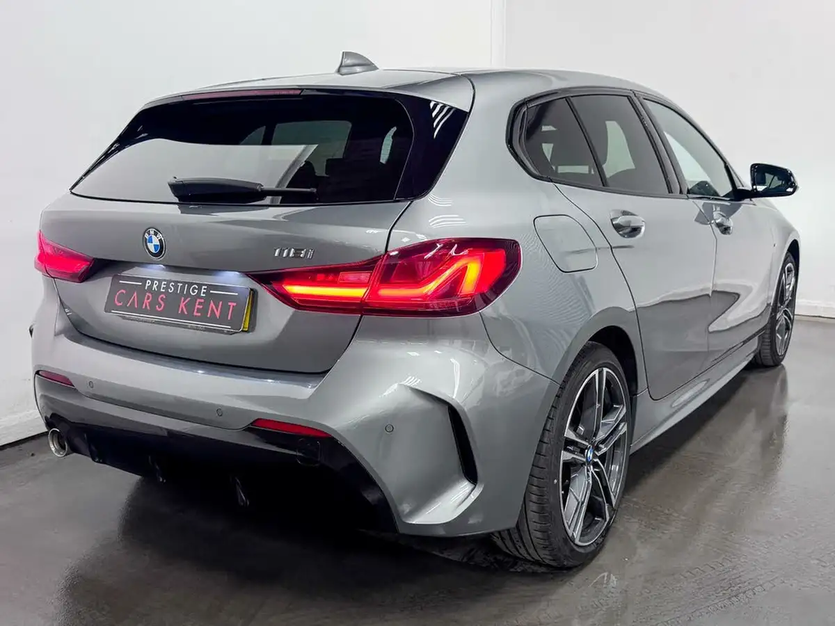 2024-bmw-1-series-15-118i-m-sport-lcp-dct-big-15