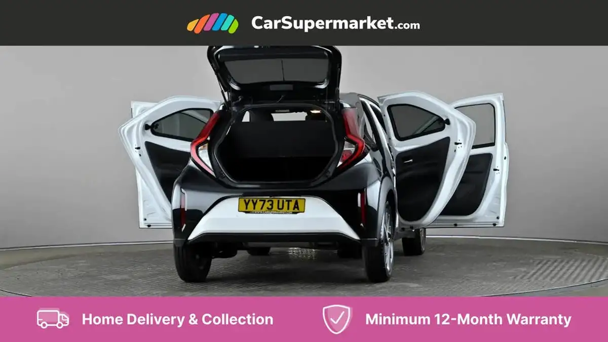 2023-toyota-aygo-x-10-vvt-i-edge-big-10
