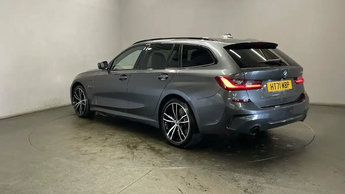 2022-bmw-3-series-20-330e-m-sport-touring-5d-big-5