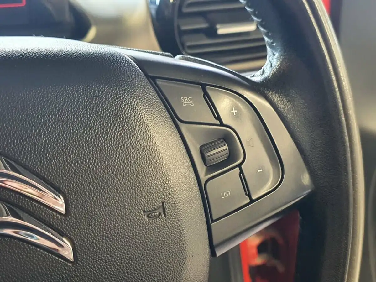 2016-citroen-c4-cactus-12-puretech-feel-110ps-ss-big-40