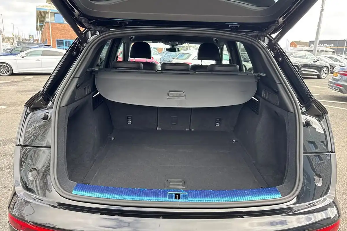 2022-audi-q5-20-45-tfsi-edition-1-sportback-big-9