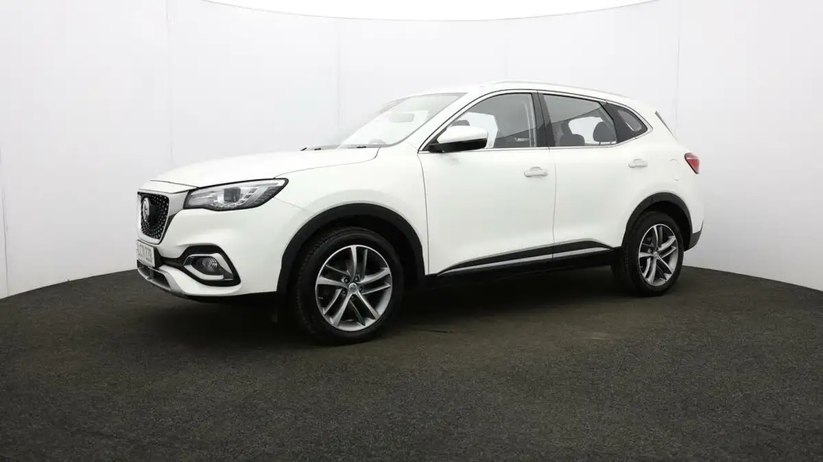 2021-mg-hs-15t-gdi-excite-162ps-big-27