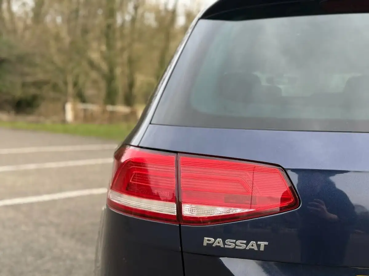 2017-volkswagen-passat-16tdi-se-business-ss-estate-5d-dsg-big-10