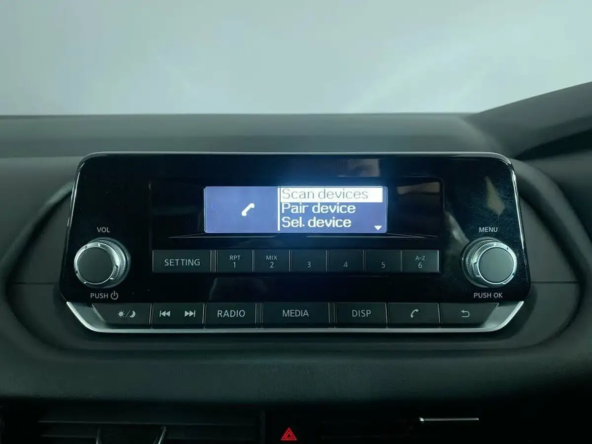 2021-nissan-qashqai-13-dig-t-visia-big-28