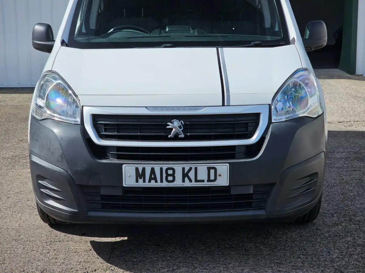 2018-peugeot-partner-16bluehdi-professional-l1-100pseu6-854-big-26
