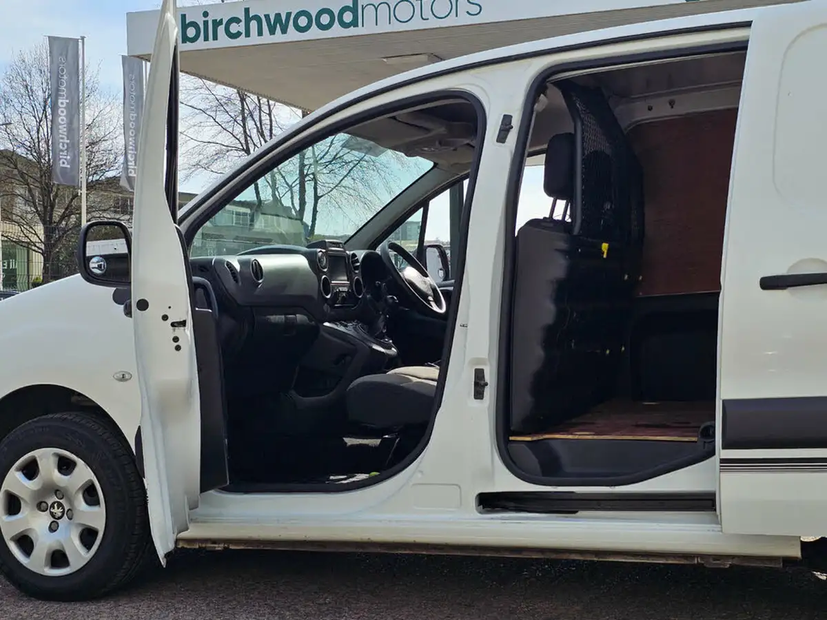 2018-peugeot-partner-16bluehdi-professional-l1-100pseu6-854-big-2