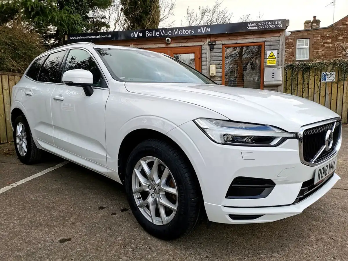 2018-volvo-xc60-20td-d4-momentum-4x4-big-0