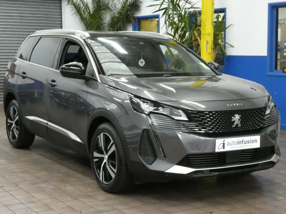 2021-peugeot-5008-suv-12-puretech-gt-eat8-big-30