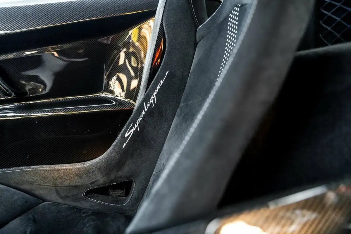 2011-lamborghini-gallardo-big-9