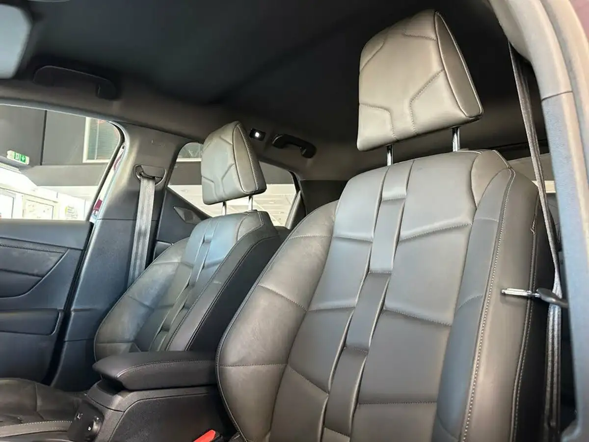 2020-ds-ds-3-crossback-12-puretech-ultra-prestige-155ps-big-47