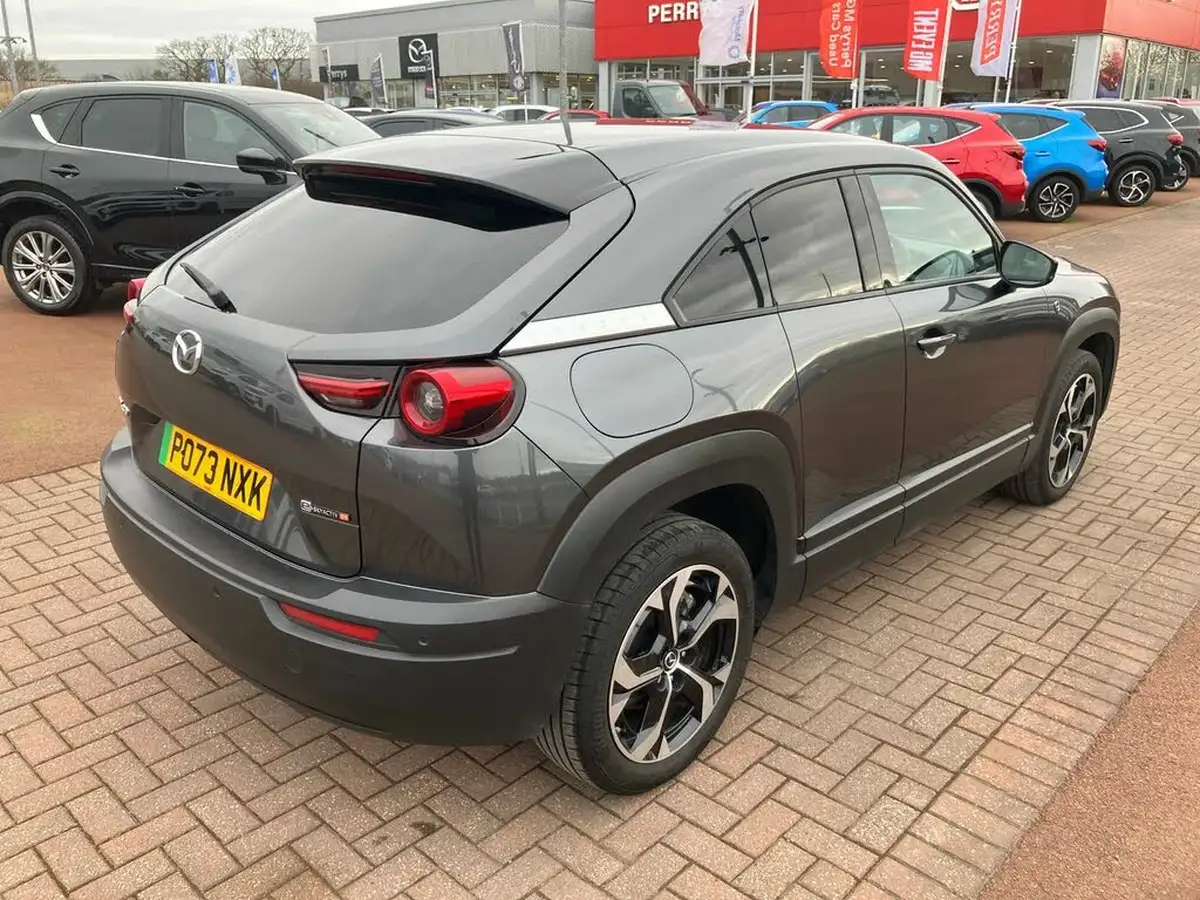 2023-mazda-mx-30-e-makoto-170ps-dark-grey-cloth-w-black-leatherette-830cc-big-49