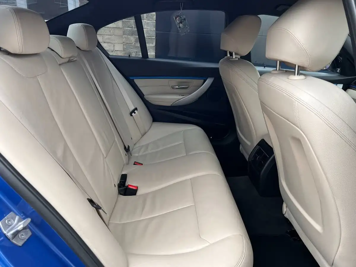 2016-bmw-3-series-30td-335d-xdrive-m-sport-saloon-4d-big-61