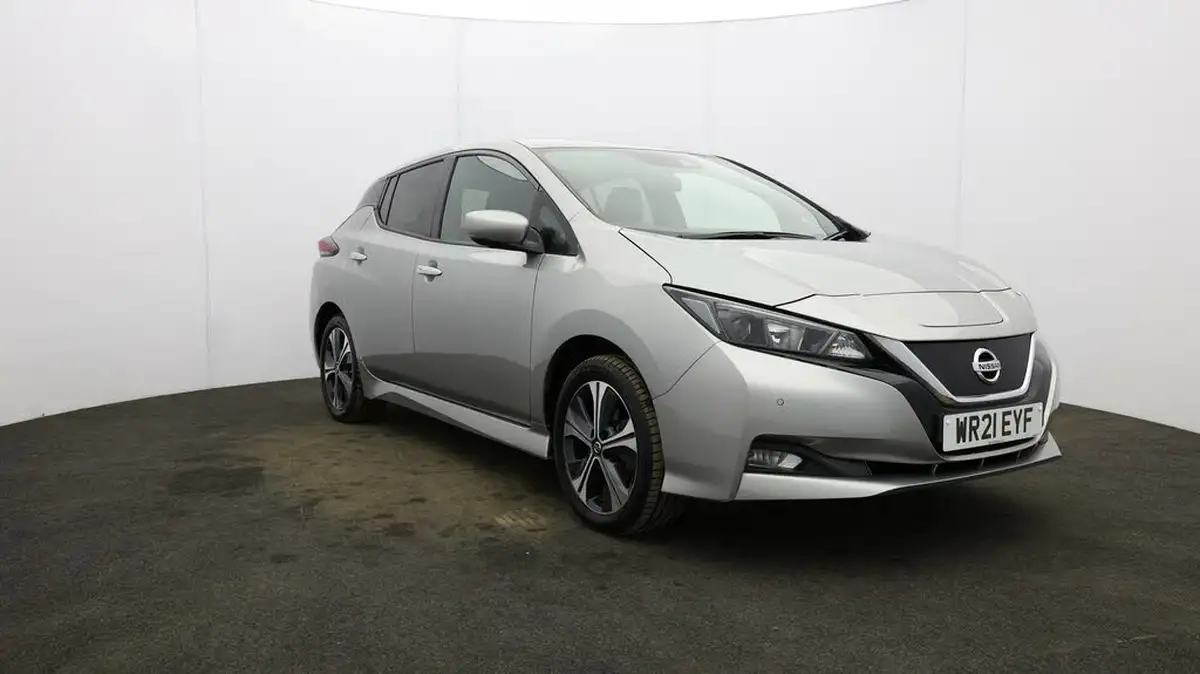 2021-nissan-leaf-e-e-n-connecta-big-38