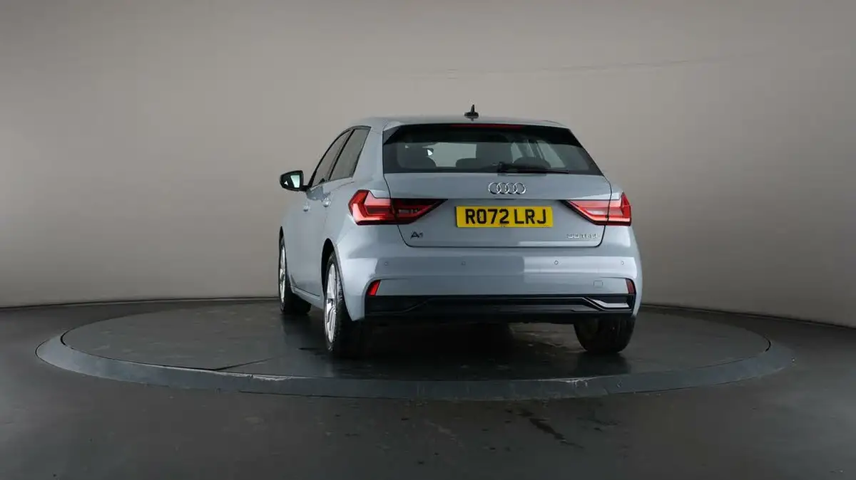 2022-audi-a1-10-30-tfsi-sport-s-tronic-big-42