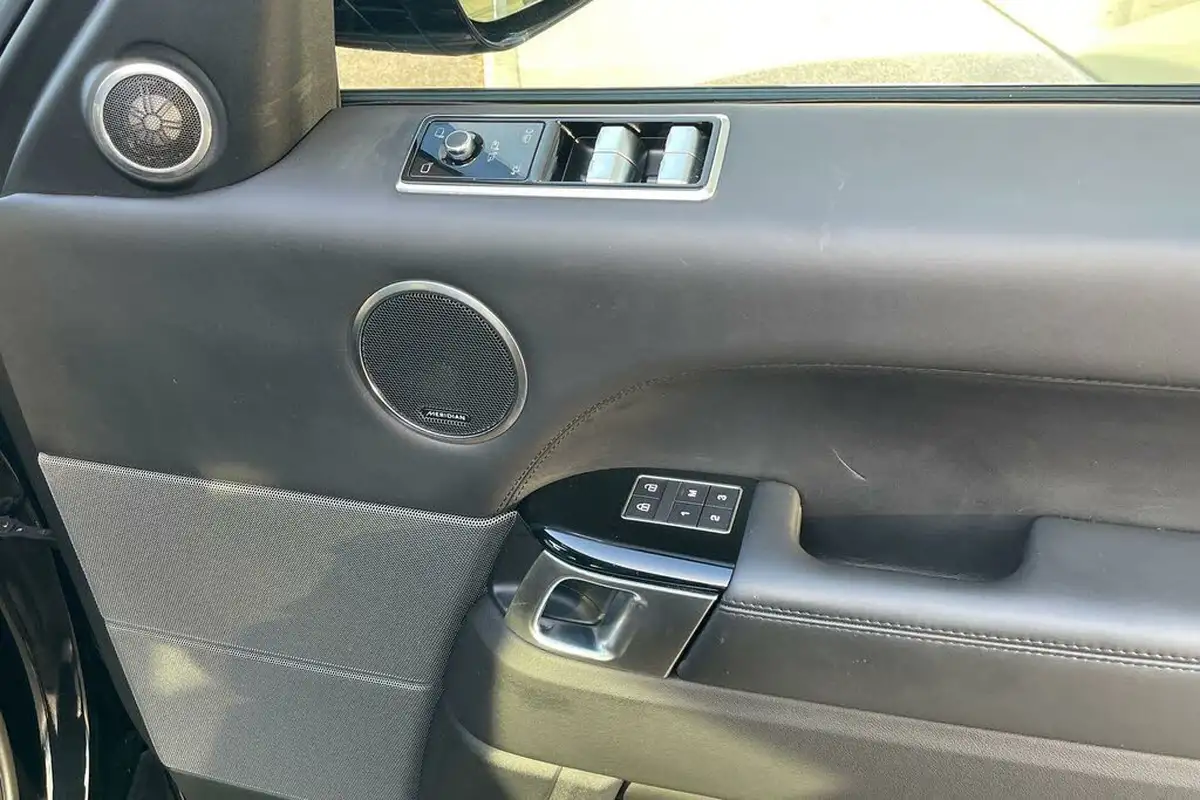2021-land-rover-range-rover-sport-20-p400e-hse-dynamic-big-40