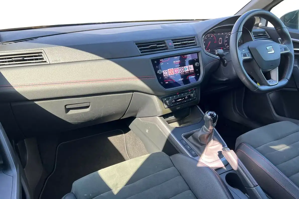 2020-seat-arona-10-tsi-fr-sport-115ps-big-1