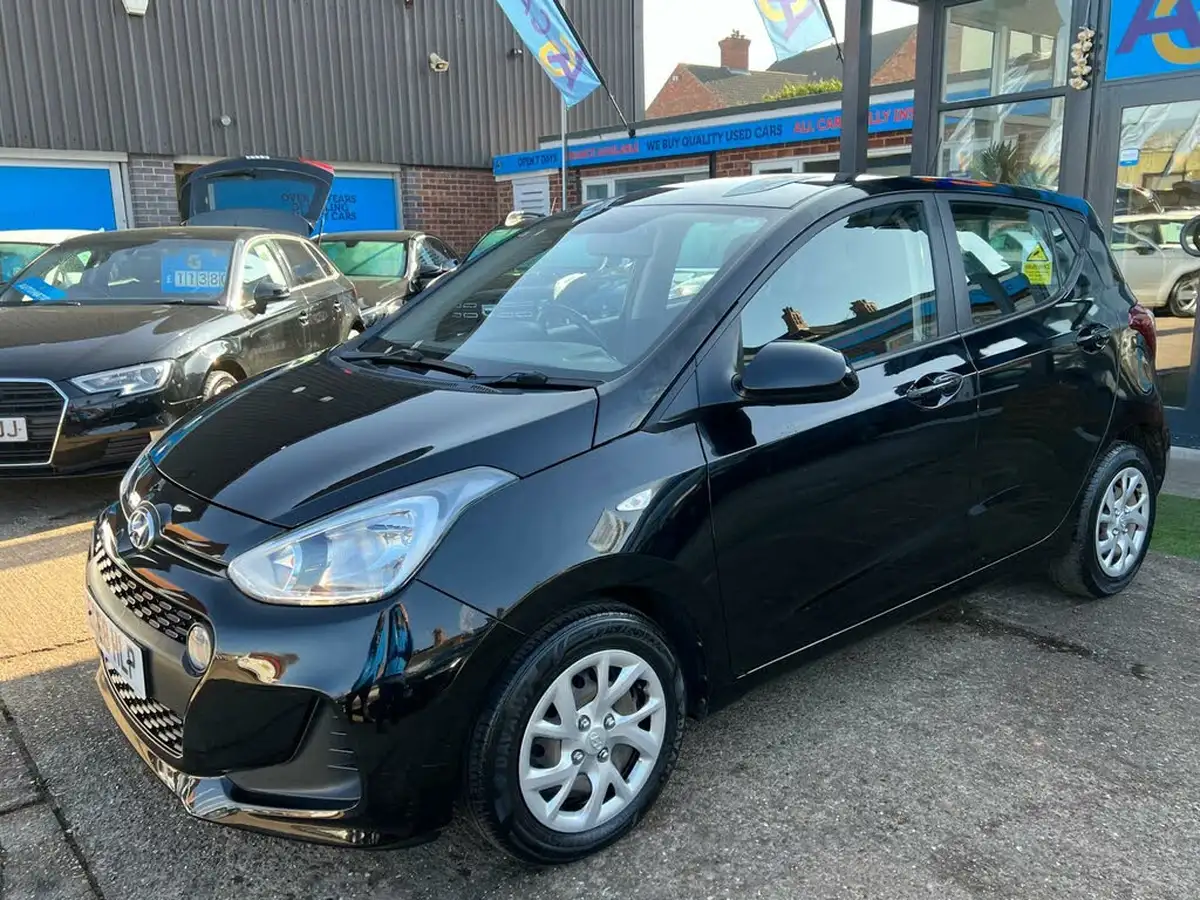 2019-hyundai-i10-10-se-67ps-big-42