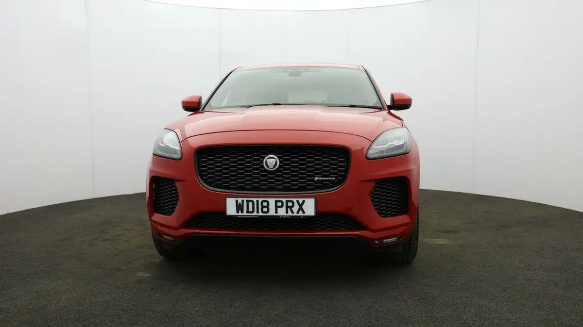 2018-jaguar-e-pace-20-i4d-first-edition-big-2