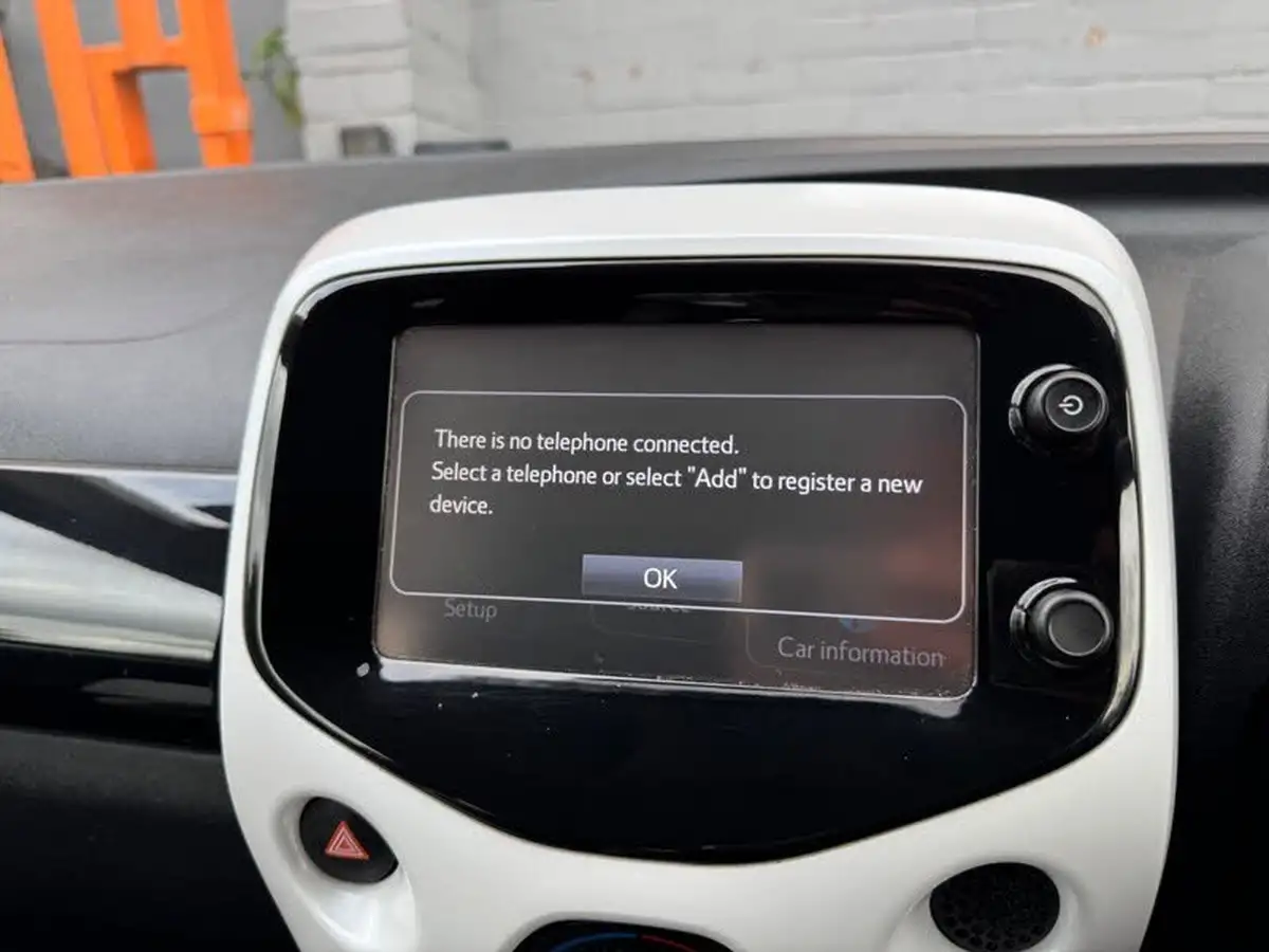 2016-toyota-aygo-10-vvt-i-x-pure-x-nav-5d-big-16