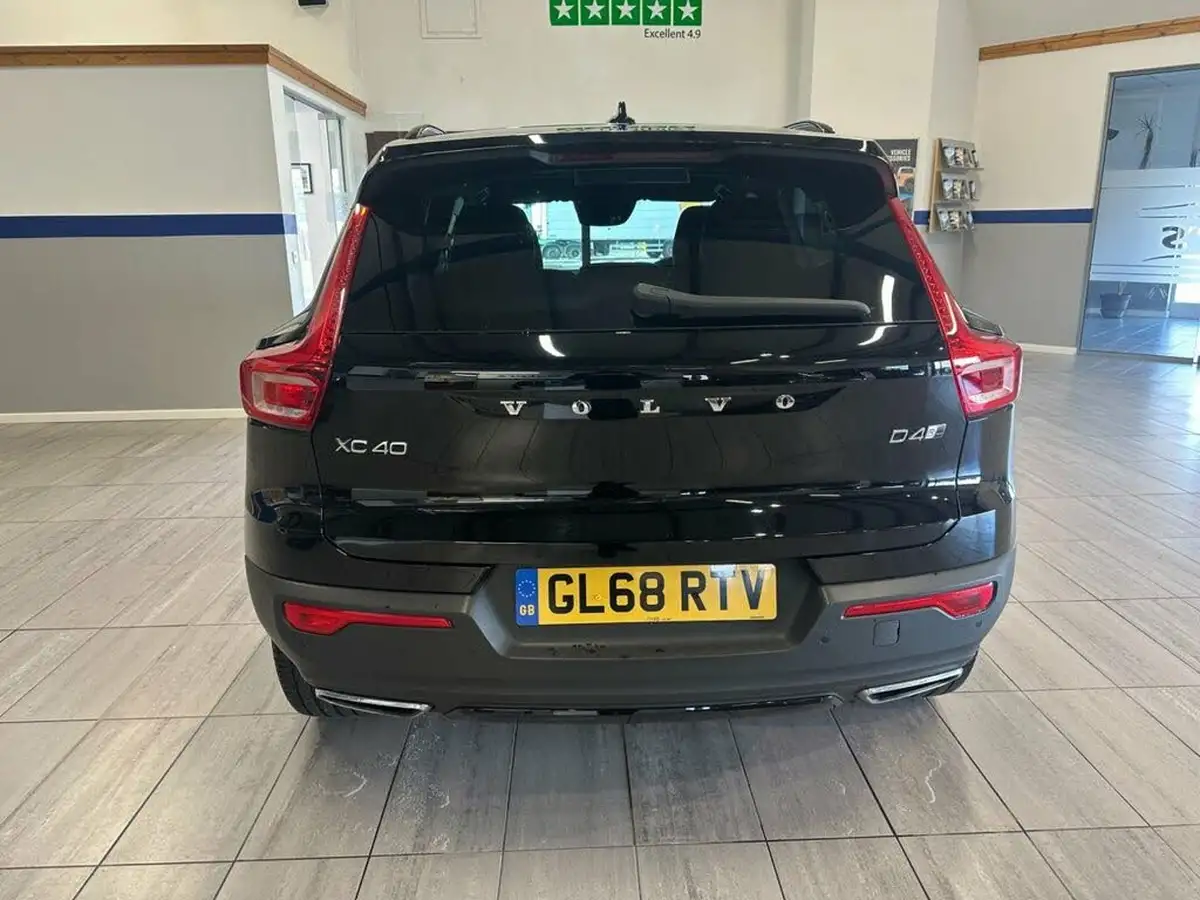 2019-volvo-xc40-20td-d4-r-design-big-5