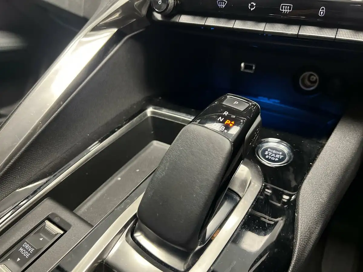 2021-peugeot-3008-suv-16-puretech-allure-premium-225bhp-hybrid-big-10
