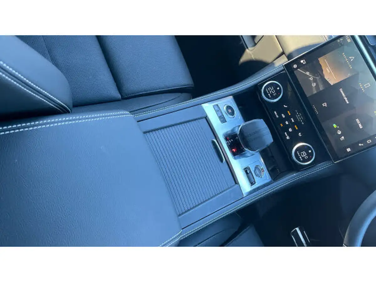 2024-jaguar-f-pace-20-p400e-r-dynamic-se-black-90th-anniversary-edition-big-12
