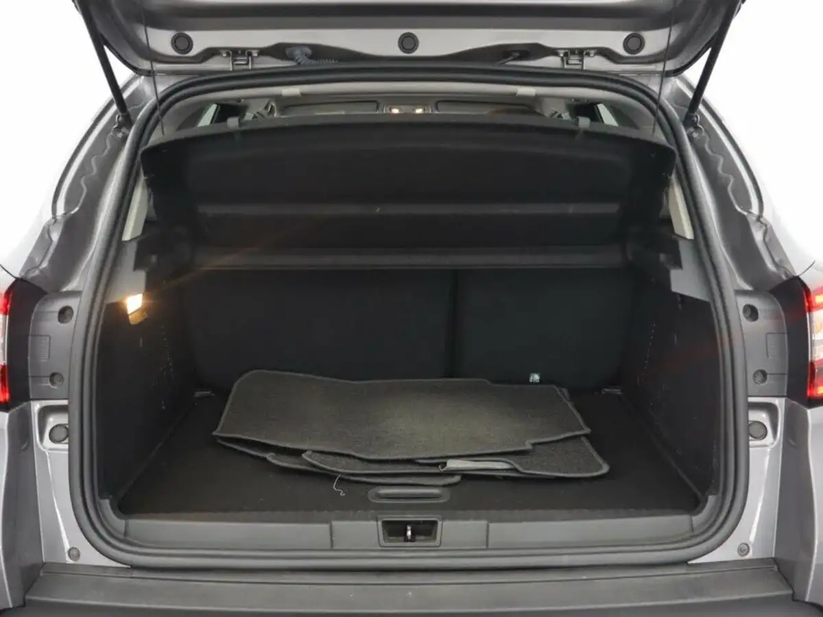 2019-renault-captur-09-tce-iconic-big-30